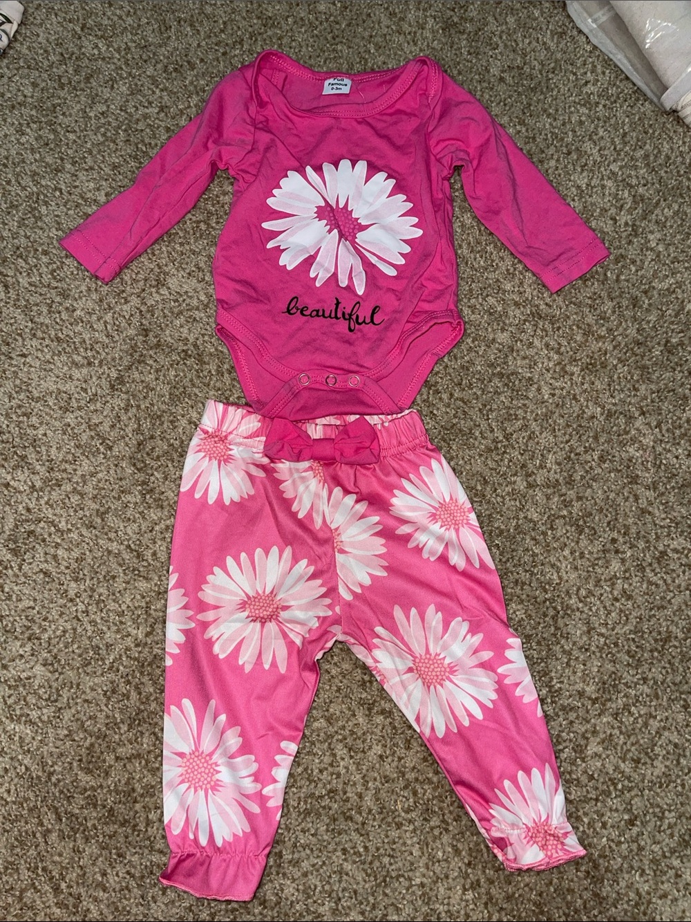 Matching pink flower baby set 0-3 M